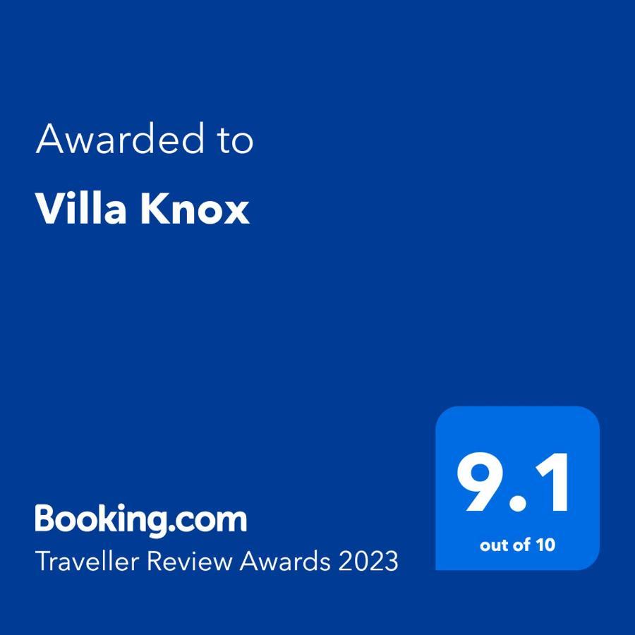 Villa Knox 比纳里姆 外观 照片